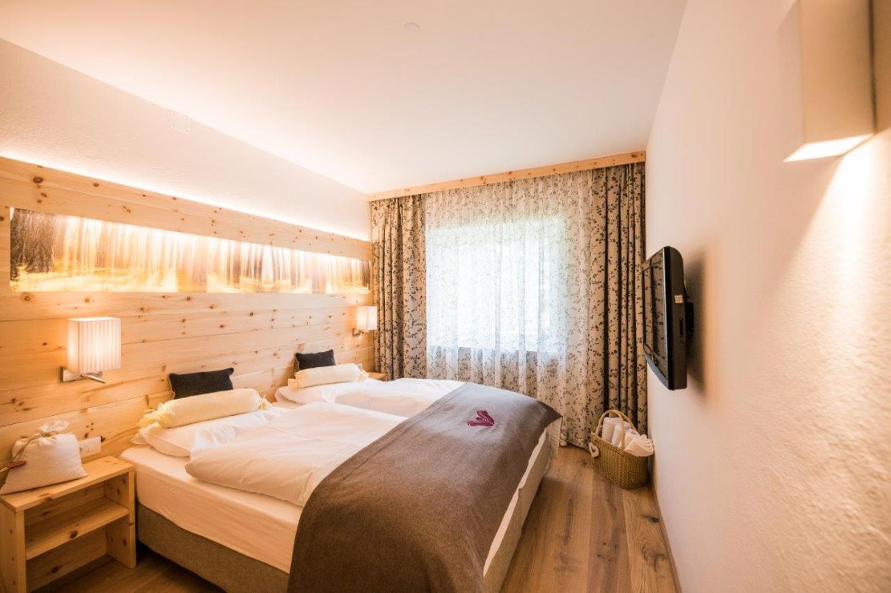 Appartements Drei Zinnen Innichen Zimmer foto